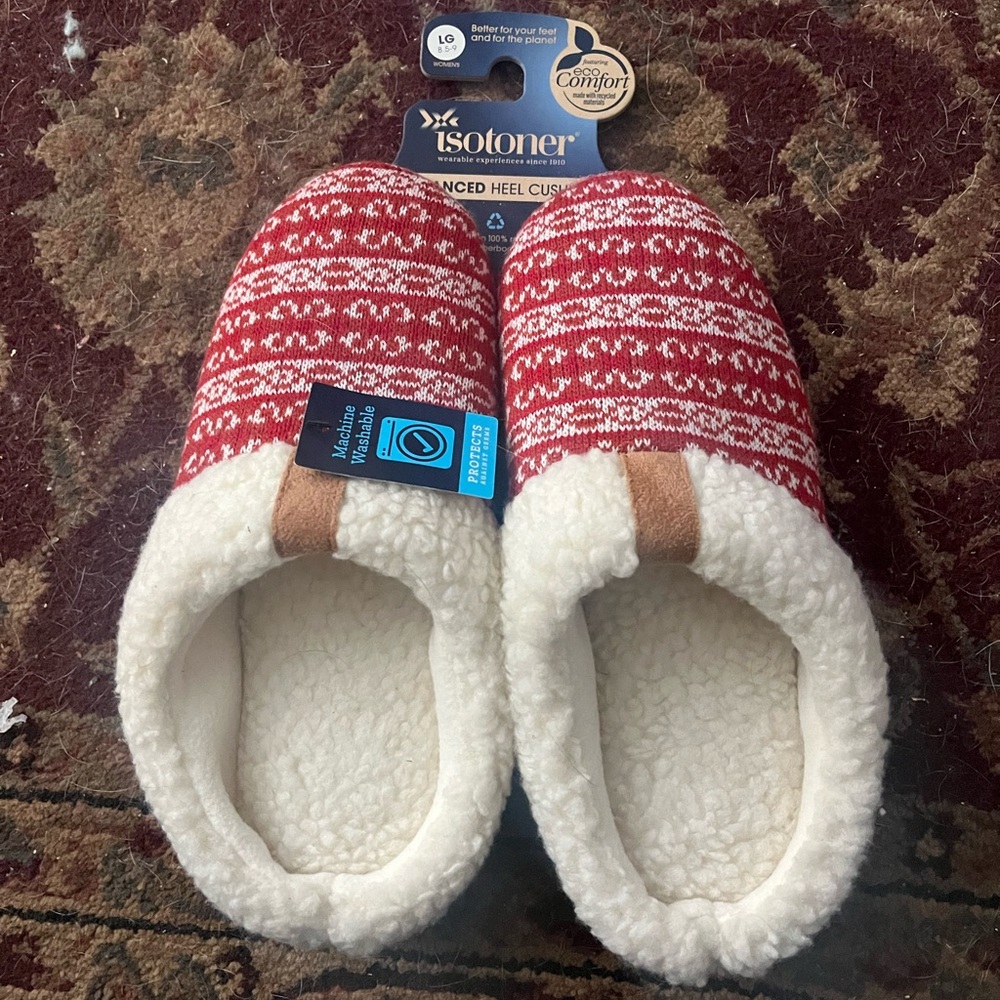 Isotoner Red and Cream Slippers Size Large 8.5-9